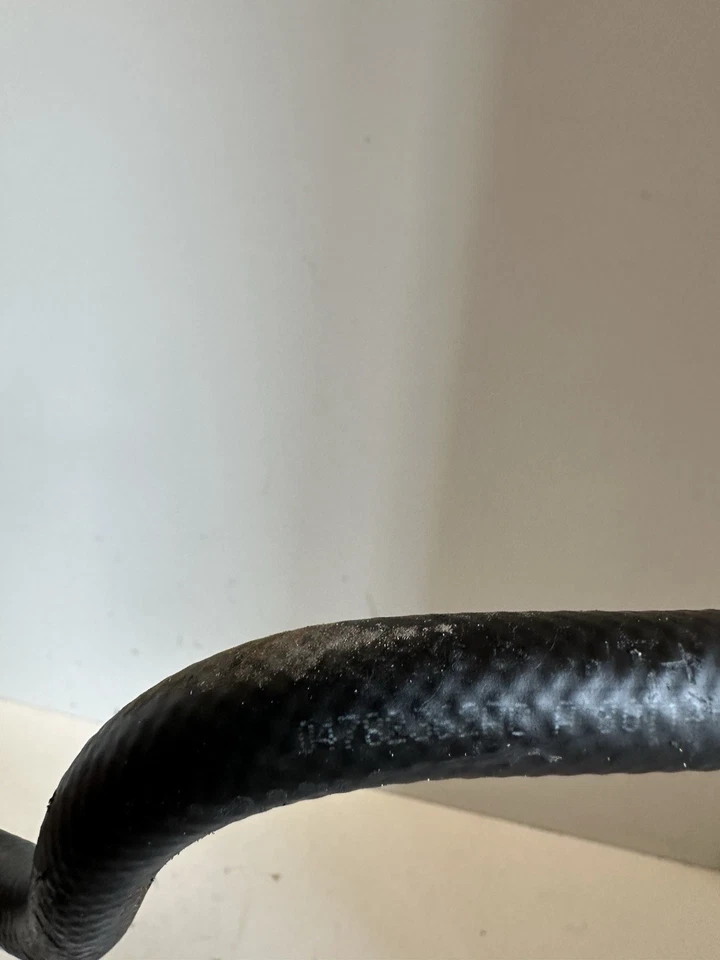 Chrysler 300c Power Steering Hose Pipe 04782362ac Genuine 2.7 petrol 2009 - Image 2 of 2