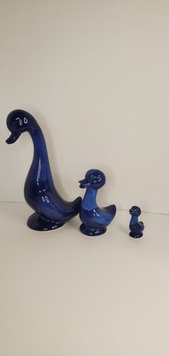 Vintage Blue Mountain Pottery Blue Drip Glazed 3 Ducks in a Row Mama Babies - Picture 2 of 20