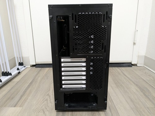 Fractal Design Define R5 ATX Mid Tower PC Computer Case - Picture 2 of 7