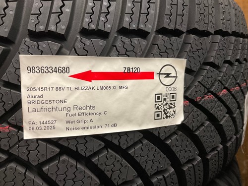 4 Winterräder Opel Corsa-e F  205/45R17 Bridgestone  7 x17 ET32  9836334680 - Afbeelding 4 van 9