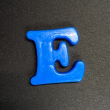 Vtg Magnet Letter Jaru Alphabet Capital [ E ] Blue Plastic Fridge Decor Kitchen