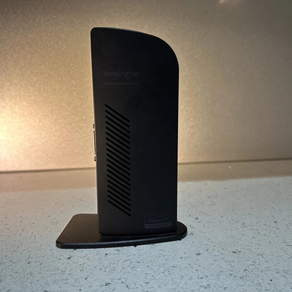 Estación de Acoplamiento Kensington USB 3.0 con Doble Video HDMI/DVI/VGA Modelo: SD3500V Foto 2 de 4