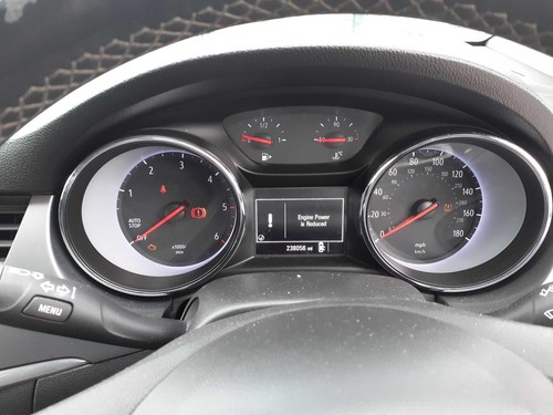 Vauxhall (Opel) Astra Mk7 2015-2021 Rechts Fahrer Mitte Armaturenbrett Heizung Luftausströmer 39079608 - Bild 14 von 15