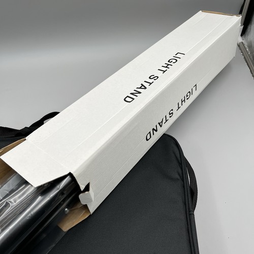 NEEWER 18 inch 55W 5500K LED Ring Light Kit 10088612 w/ Stand | OPEN BOX - Picture 10 of 16