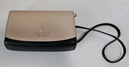 Kate Spade Clutch Staci 8" Crossbody kleine Klappe beige schwarz tolle schöne Tasche