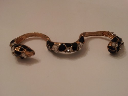 Unique Trending Gold Plated Black Rhinestone Snake Wrap Knuckle Ring Size 6*7*8 - Picture 2 of 6
