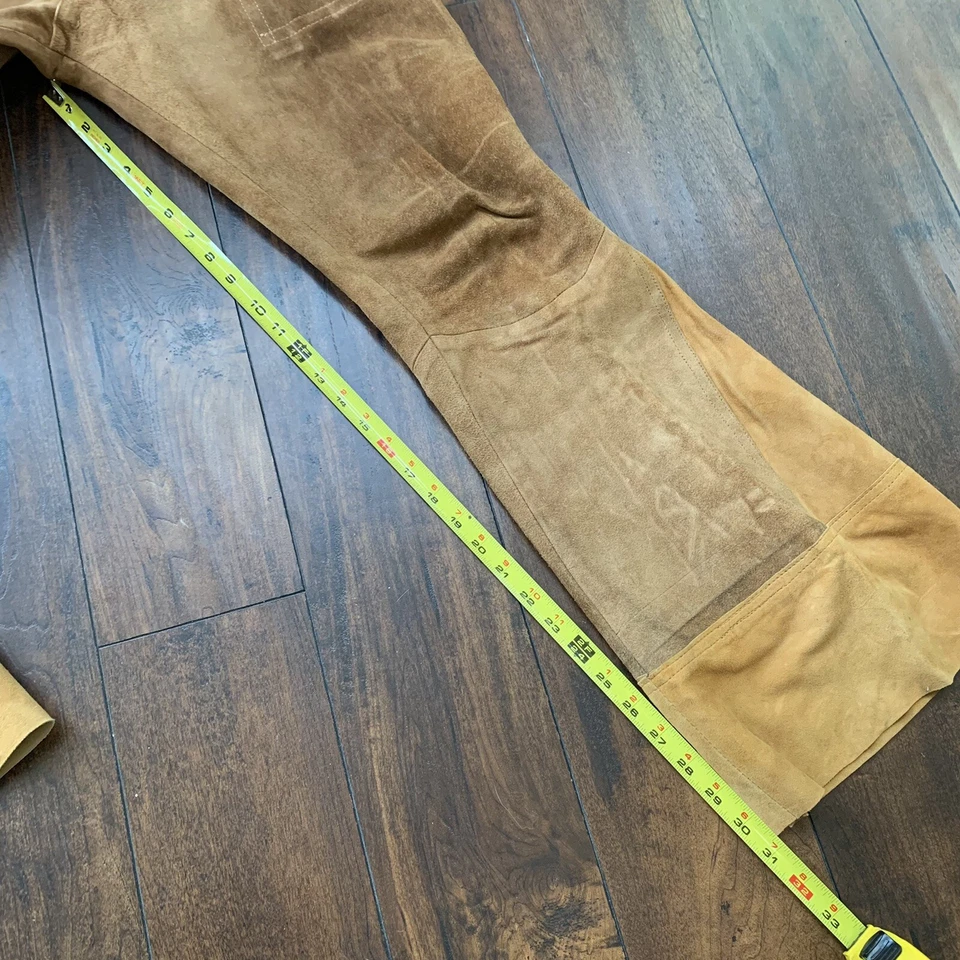 复古 20 世纪 70 年代棕褐色皮革麂皮绒裤子 30x31 70 年代加州牛仔铃铛裤 — 第 3/4 张图片