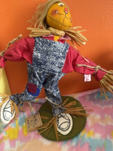 Cute 1992 ANNALEE " SCARECROW " with Tag Approx. 13" - Picture 3 of 5