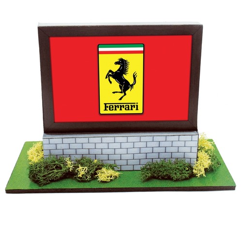 Real Racing Models Roadside Billboard "Ferrari" 1/43 scale slot car building - Picture 4 of 5