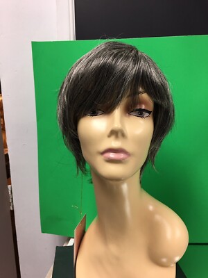 Image of Twiggy blonde blunt cut with bangs