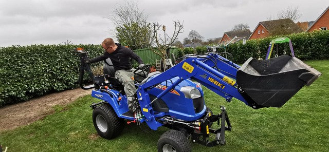 ISEKI TXG 237 Allrad mit Frontlader Heck- und ...