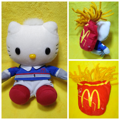 KITTY & DANIEL #2 February 2002 ぬいぐるみセット McDonald's 2002 HELLO KITTY & DEAR DANIEL Reversible FIFA Plushies