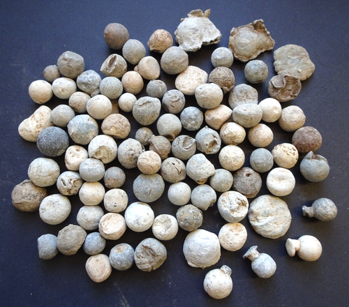 Sammlung Musketenkugeln Vorderladerkugeln aus Blei 17./18.Jh. 80 Stück 1,4 kg - Bild 2 von 5