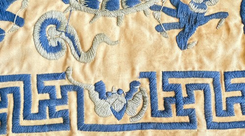 Antikes chinesisches handbesticktes Quadrat mit blauem Drachen ZZ445 - Bild 7 von 8