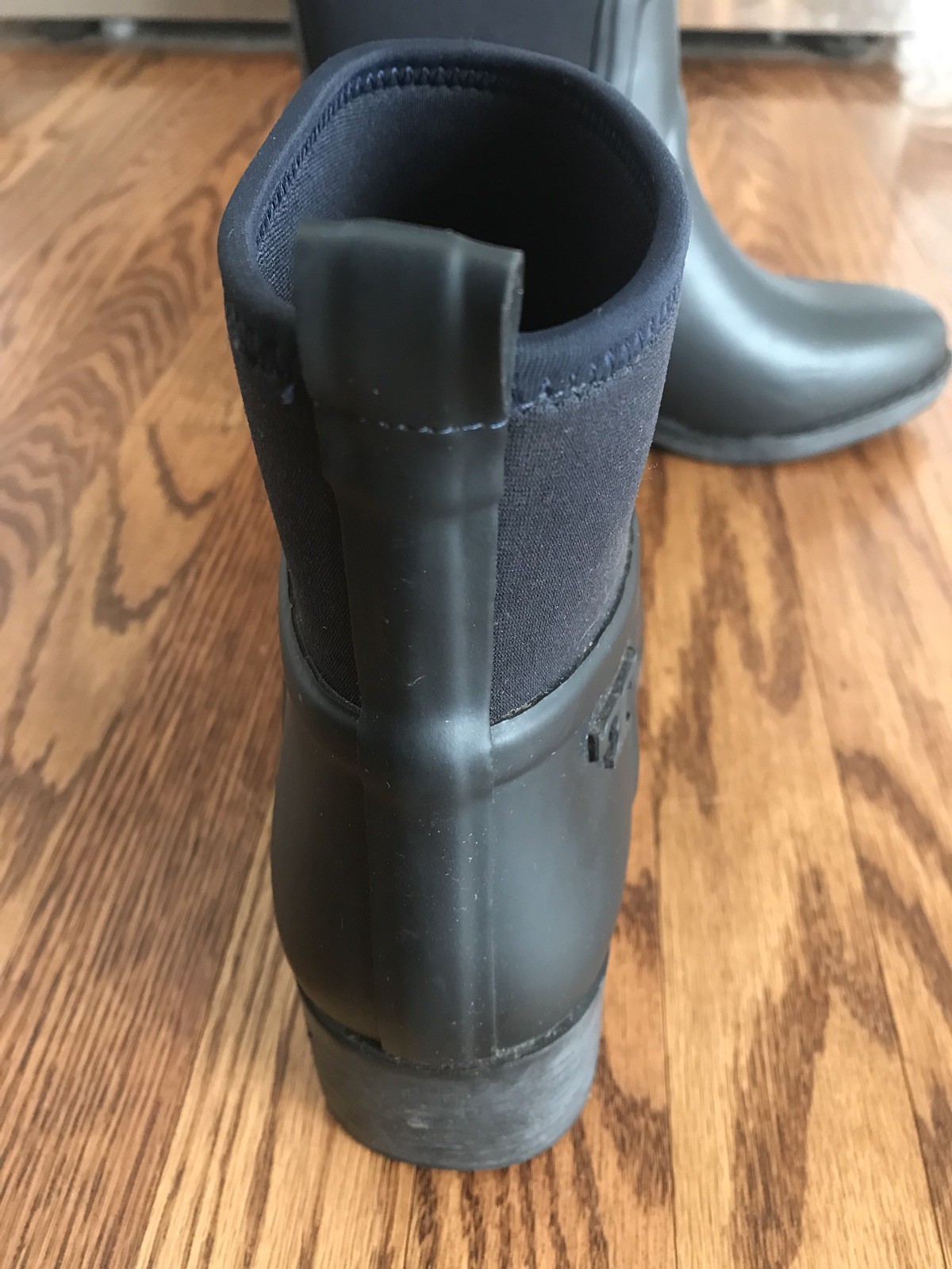 Tory Burch April April Burch Rain Bootie Navy Größe 7 f1550d Tory Burch April April Burch Rain Bootie Navy Größe 7 f1550d