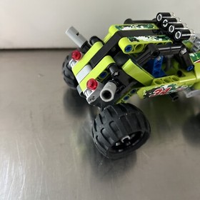 LEGO TECHNIC: Desert Racer (42027)