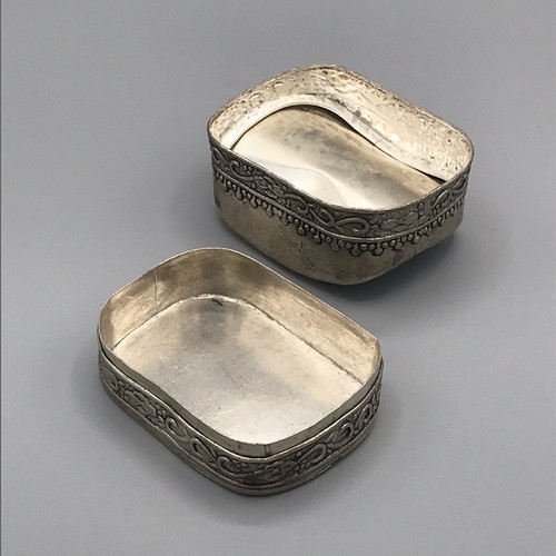 VTG Chinese Porcelain Shard Trinket Box Silver Plate Happiness Symbol Scrolls - Bild 6 von 8