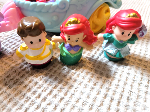 Little People Disney Princess Ariel Mermaid Musical Coach Carriage Fisher Price - Picture 3 of 10