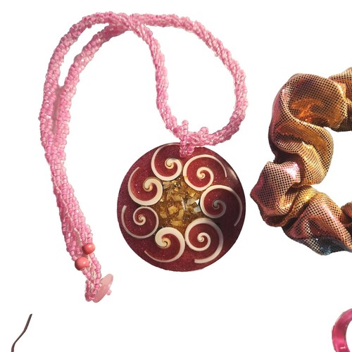 It's all about Pink -6 Lot - Wallet Necklaces Acrylic Ring Scrunchie Earrings - Picture 4 of 7