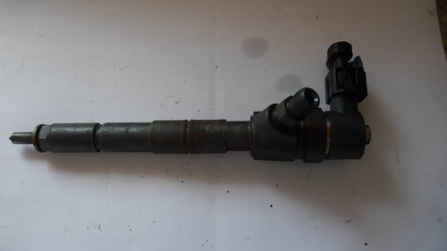 OPEL VAUXHALL, SAAB 1.9CDTI ENGINE DIESEL FUEL INJECTOR 0445110243 - Picture 1 of 2