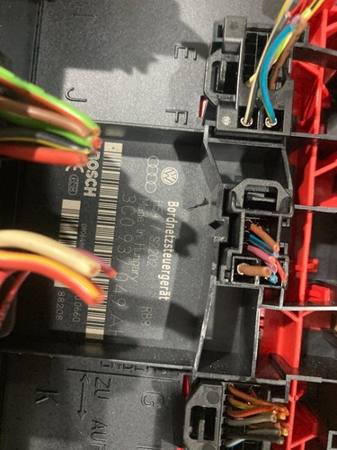 SKODA OCTAVIA 1.9 TDI PD 5DR MK2 2007 1Z BXE ONBOARD SUPPLY UNIT BCM 3C0937049AH - Picture 3 of 3