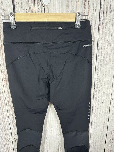 Nike Dri Fit Women’s Black cropped Yoga Pants Size Medium B5 #0042 - Picture 7 of 9