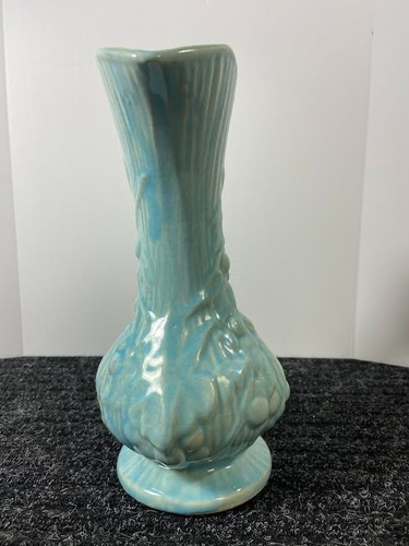 1940's Blue McCoy Vase with Flowers and Berries, 9" height - Picture 3 of 9