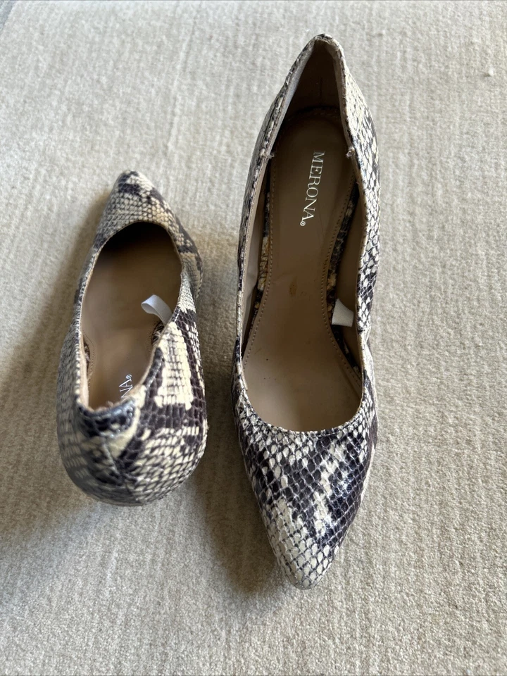 Zapatos para mujer Merona talla 5 1/2 imitación piel de serpiente tacón alto dedos puntiagudos Foto 2 de 4