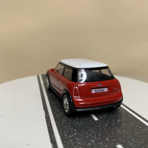 Welly Collection BMW Mini Cooper S Red w/White Roof & Chrome 6 Spoke Wheels NM - Picture 8 of 12