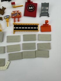 Lot of 130+ Vintage Galoob Micro Machines Playset Random Parts and Accessories