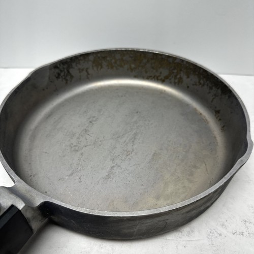 Magnalite 4508 10" Frying Skillet - Picture 9 of 9