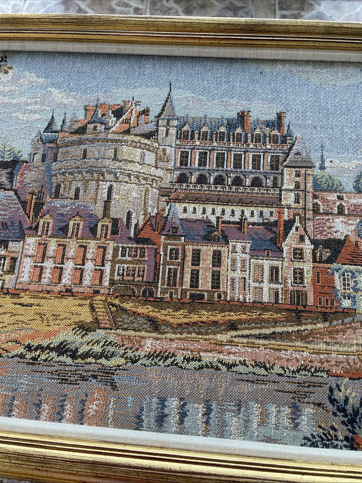 Picture 3 of 4