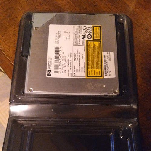 HL GDR-8082N DVD-ROM Drive (M36A) C - Silver Bezel - Picture 3 of 3