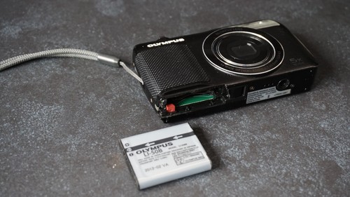 Olympus VG-170 14.0MP Digital Camera - Black - Picture 10 of 10