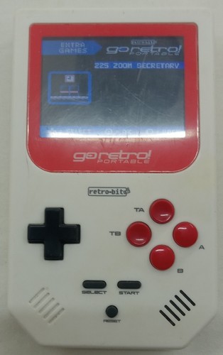 Retro-Bit Go Retro Portable Game Console – 260+ Games – Tested & Working - Picture 10 of 13