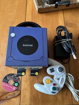 Nintendo GameCube DOL-001 Gaming System - Indigo No Av Cable Tested
