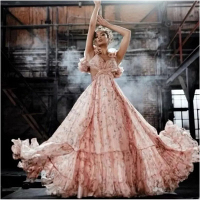 【Mac Duggal】ラッフルティアードフローラルカットアウトガウン Mac Duggal Ruffle Tiered Floral Cut-Out Chiffon Gown Pink