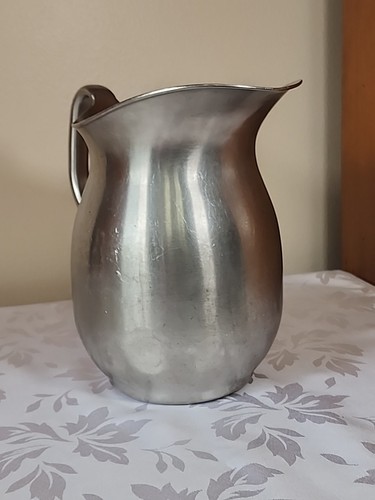 Vintage Vollrath Stainless Steel 1 1/2 Gallon 6 Quart Water Pitcher - Picture 3 of 11
