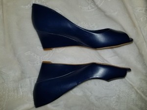 navy wedge shoes size 5