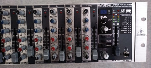 Behringer Eurorack PRO RX 1202 FX / 12 Kanal Mic & Line Rack Mixer mit Effekt - Bild 10 von 10