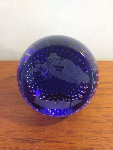 Caithness The Snowman Raymond  briggs Glass Paperweight  - Picture 1 of 11