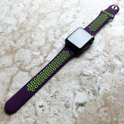 Lila mit grünem Gummiband für Apple 7 6 5 4 3 2 SE 38mm 40 41 42mm 44mm 45mm - Bild 4 von 6