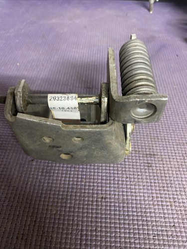NOS GM 20323894 NOS GM ORIGINAL PART Upper RH Door Hinge Malibu El Camino Carlo - Picture 3 of 5