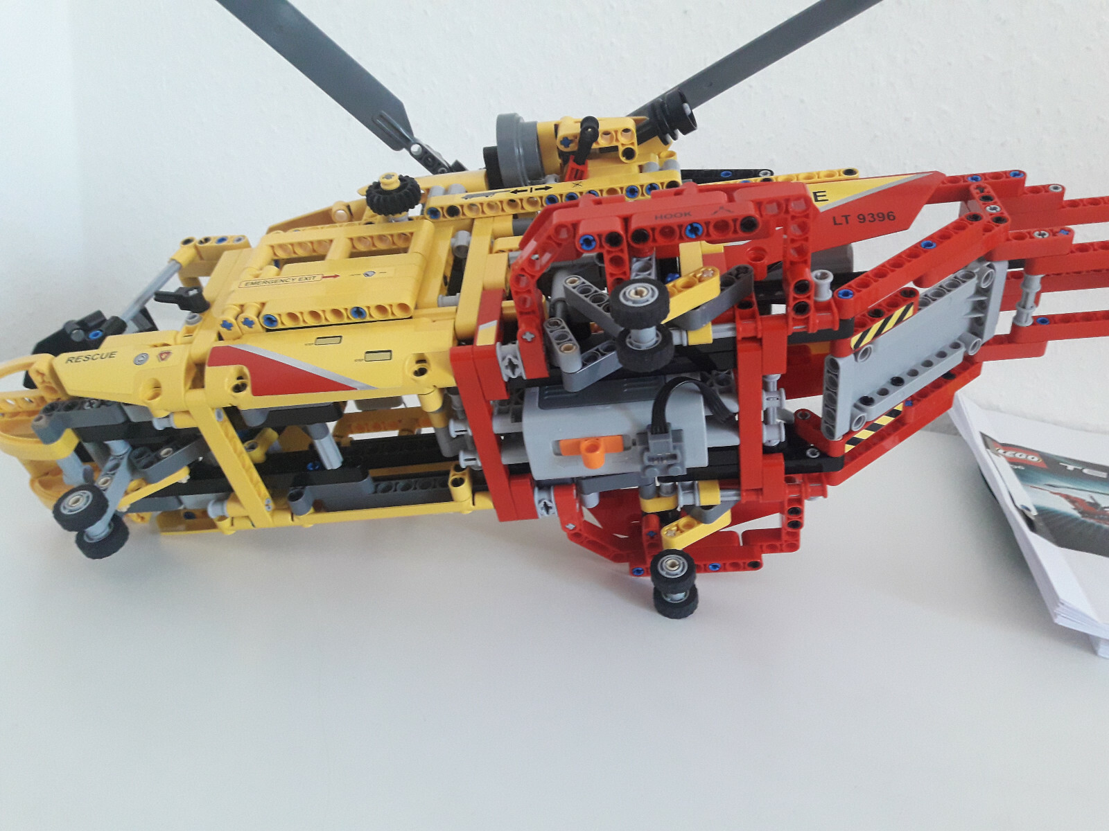 LEGO LEGO LEGO Technic Technik Großer Helikopter Hubschrauber 9396 + Power Funktion 9e802f LEGO LEGO LEGO Technic Technik Großer Helikopter Hubschrauber 9396 + Power Funktion 9e802f