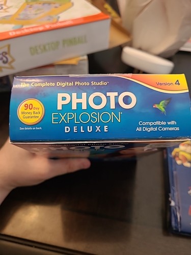 Nova Photo Explosion Deluxe Version 4, Complete Digital Photo Studio - Picture 11 of 12