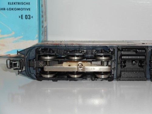 Marklin 3053 V.1 TEE Electric Loco. 3 rail AC. Excellent Cond. Lights. HO. Boxed - Picture 12 of 18