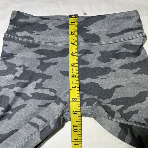 Athleta Girl Chit Chat Capri Tight Gray Camo Leggings Size XL (14) - Picture 4 of 8