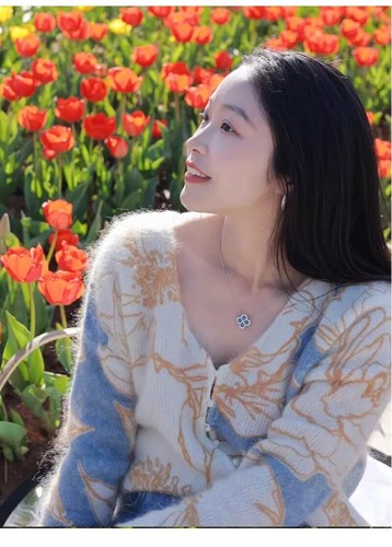 Sezane Women's Mohair V-neck Long Sleeve Printed Knit Cardigan - Bild 17 von 21