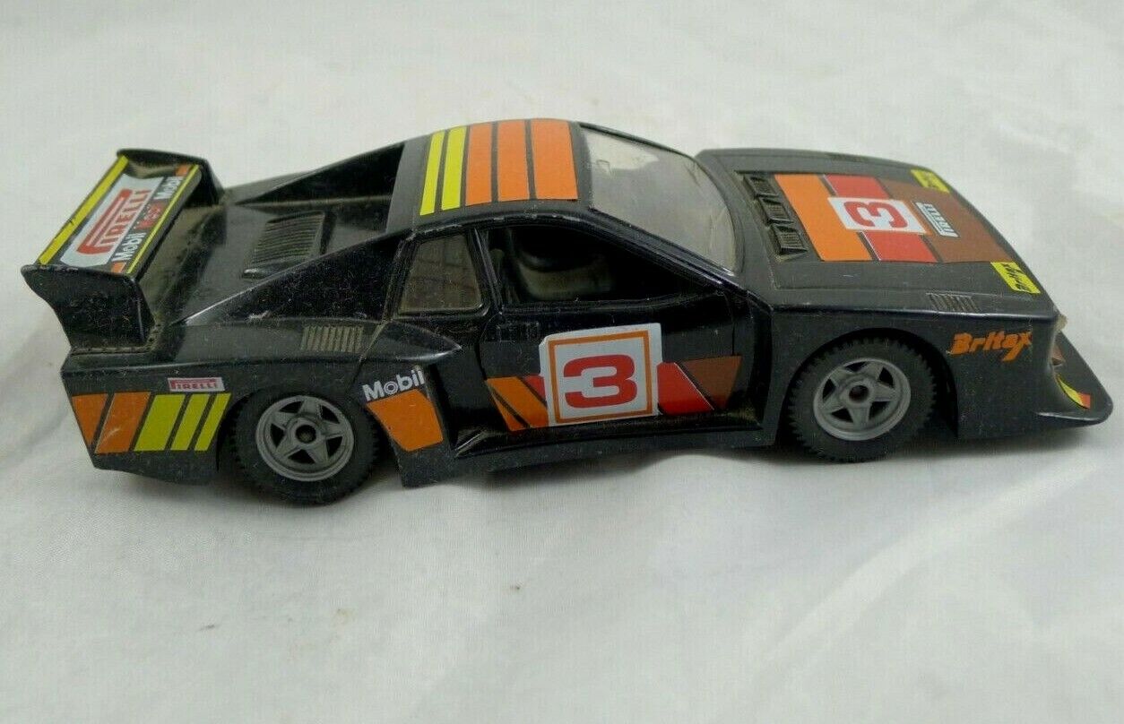 Foto 4 di 6