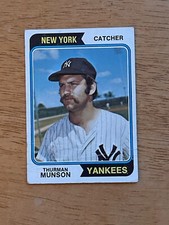 DCC: 1974 Topps Thurman Munson #340 G+ Centered Creased NY Yankees